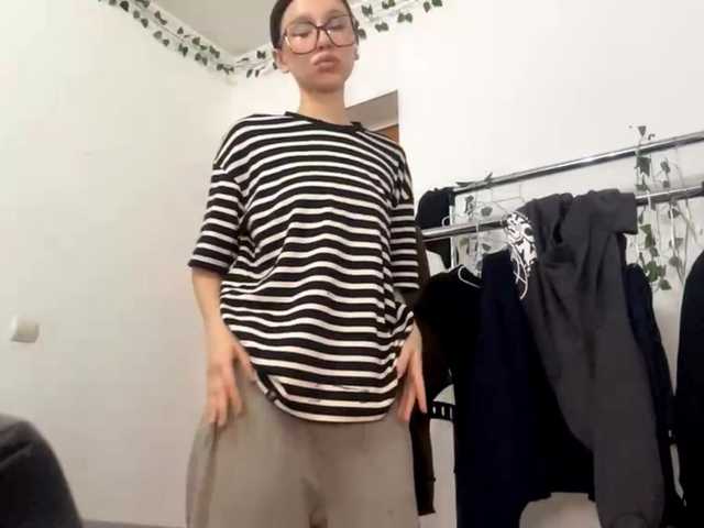 Lähettää kuvakaappauksia EvonneHeally