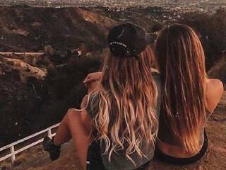 Eroottinen videokeskustelu X_O