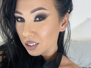 Eroottinen videokeskustelu ExoticB3auty
