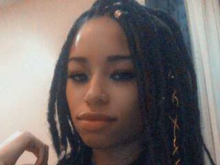 Eroottinen videokeskustelu Eyequeen