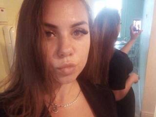 Eroottinen videokeskustelu FaridaOne