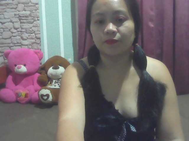 Lähettää kuvakaappauksia FelicityMiller