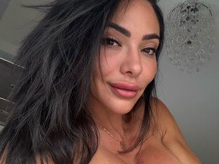 Eroottinen videokeskustelu FlaviaOliver