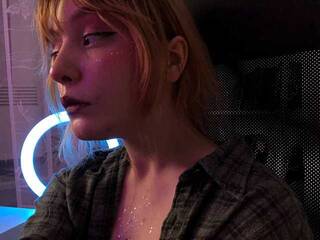 Eroottinen videokeskustelu flora-son