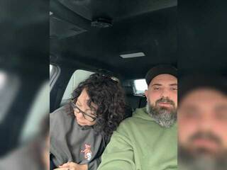 Eroottinen videokeskustelu Flora8845