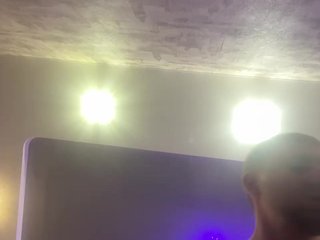 Eroottinen videokeskustelu Fox-81