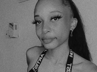 Eroottinen videokeskustelu freakyzhowy