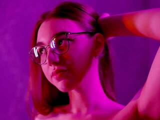 Eroottinen videokeskustelu FreyaAdams