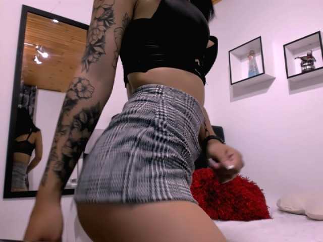 Kuvat freyaly Hello! I'm a bad girl (show cum in the goal) #young #skinny #new top off (65tk) spank x10 (25tk) Below pants (99)