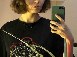 Eroottinen videokeskustelu future-friend