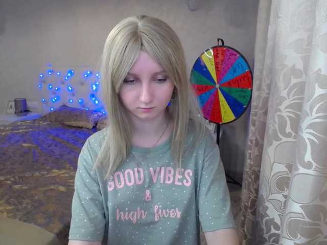 Kuvat YourDesserte Hello guys! Welcome to my room) Lets chat and have fun together! PVT-GRP On for you) spin wheel for 150 tks!