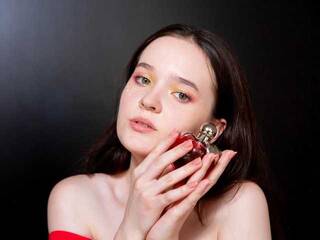 Eroottinen videokeskustelu Gerttude