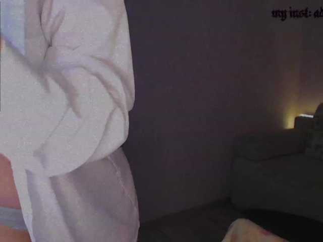 Lähettää kuvakaappauksia GiaBrowne