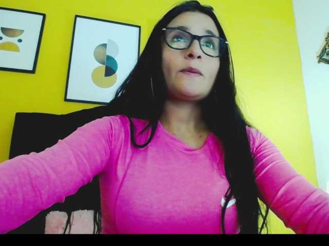 Lähettää kuvakaappauksia GiaConnor