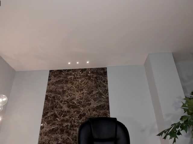 Lähettää kuvakaappauksia GianaWatson