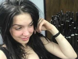 Eroottinen videokeskustelu GillKelly