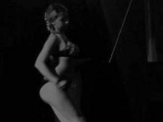 Eroottinen videokeskustelu ginaplum