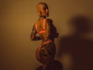 Eroottinen videokeskustelu GinebraFox