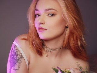 Eroottinen videokeskustelu GingerLisa