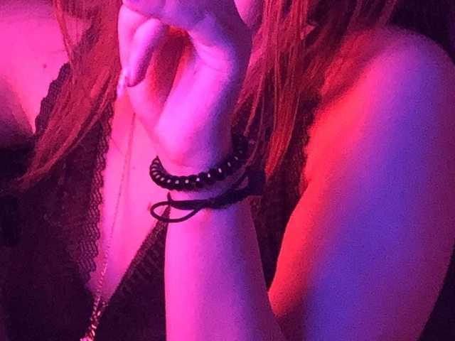 Kuva profiilista girlforyouu