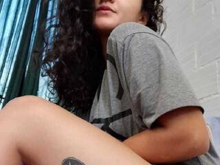 Eroottinen videokeskustelu Gizelewinter