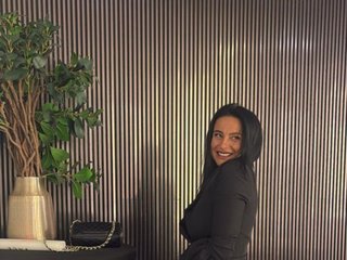 Eroottinen videokeskustelu GloriaMoon