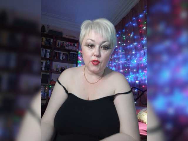 Kuvat _Sonya_ Hey! My name is Sonya! Put love and subscribe! Lovens from 2 tot. No rudeness and swearing in the chat! Peace for Peace!