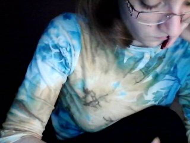 Lähettää kuvakaappauksia GoodGirlXS