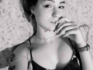 Eroottinen videokeskustelu GrettaLi