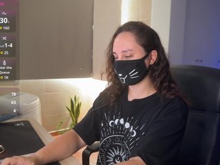 Eroottinen videokeskustelu YourSweetPeach