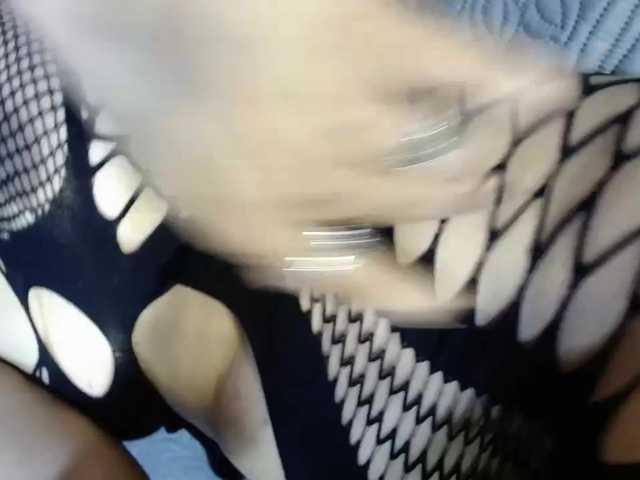 Lähettää kuvakaappauksia HaleyKim