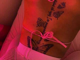 Eroottinen videokeskustelu Happyloverxo