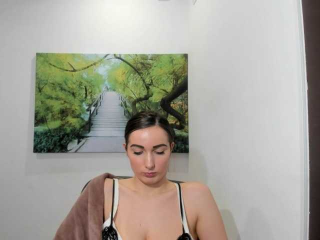 Kuvat havanaginger1 #cum in for a #petite #teen and lets have fun! #bigboobs #ass #c2c #stripshow #cumshow