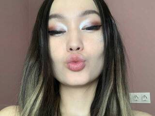 Eroottinen videokeskustelu Heaven-Sakura