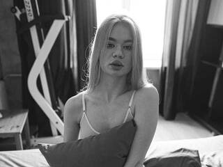 Eroottinen videokeskustelu HelenaElfe