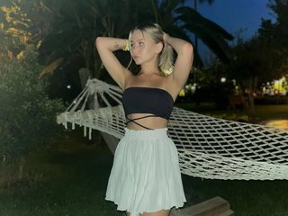 Eroottinen videokeskustelu HellyPaw