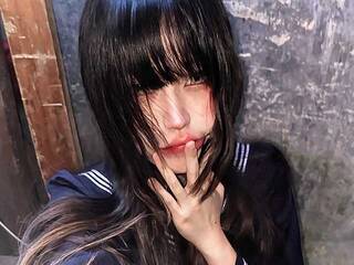 Eroottinen videokeskustelu Hi-Mika