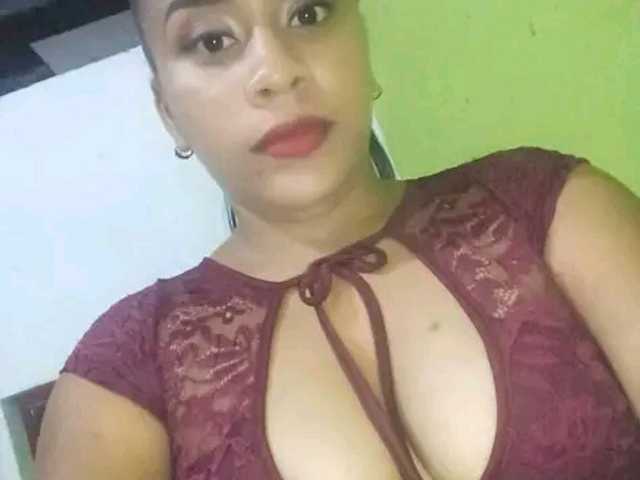 Kuva profiilista HiilaryRomero