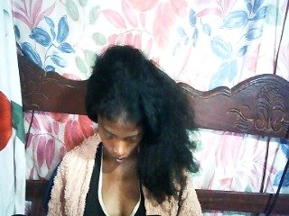 Eroottinen videokeskustelu Honey699