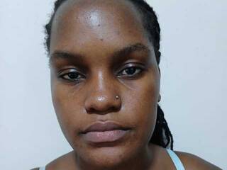 Eroottinen videokeskustelu honycute