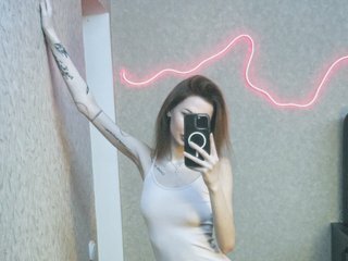 Eroottinen videokeskustelu HorneyDiwazz