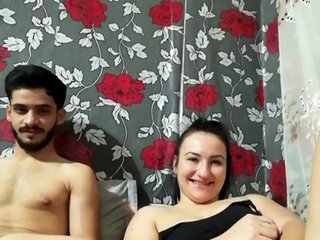 Eroottinen videokeskustelu horny-couple2