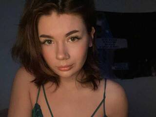 Eroottinen videokeskustelu HornyKittya