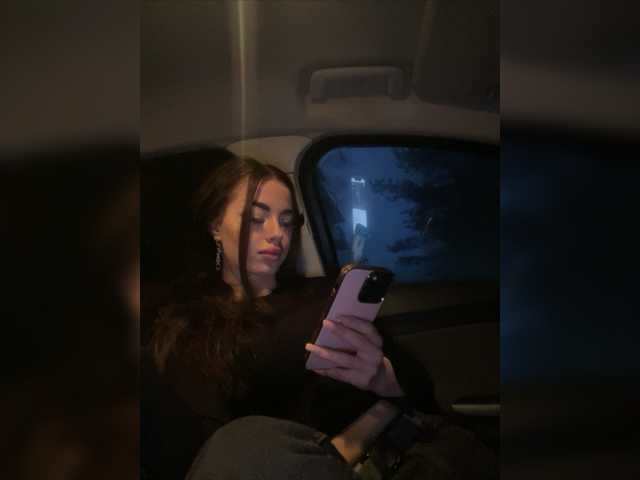 Lähettää kuvakaappauksia HotGirlEva