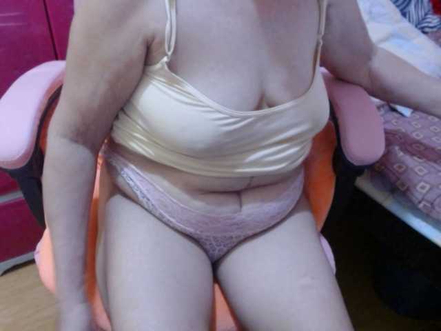 Lähettää kuvakaappauksia hotgrannyxx