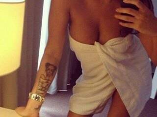 Eroottinen videokeskustelu HotOrange777