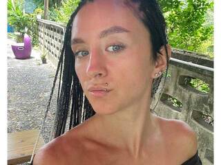 Eroottinen videokeskustelu HotPulse888