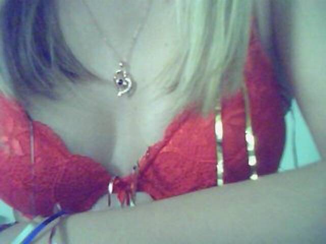 Lähettää kuvakaappauksia Hot-stuff-4u