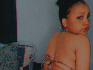 Eroottinen videokeskustelu Cute_sasha