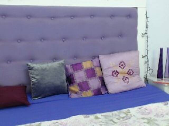 Lähettää kuvakaappauksia HottieBadGirl